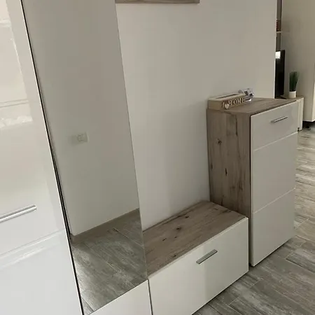 Adina'S Studio Apartament